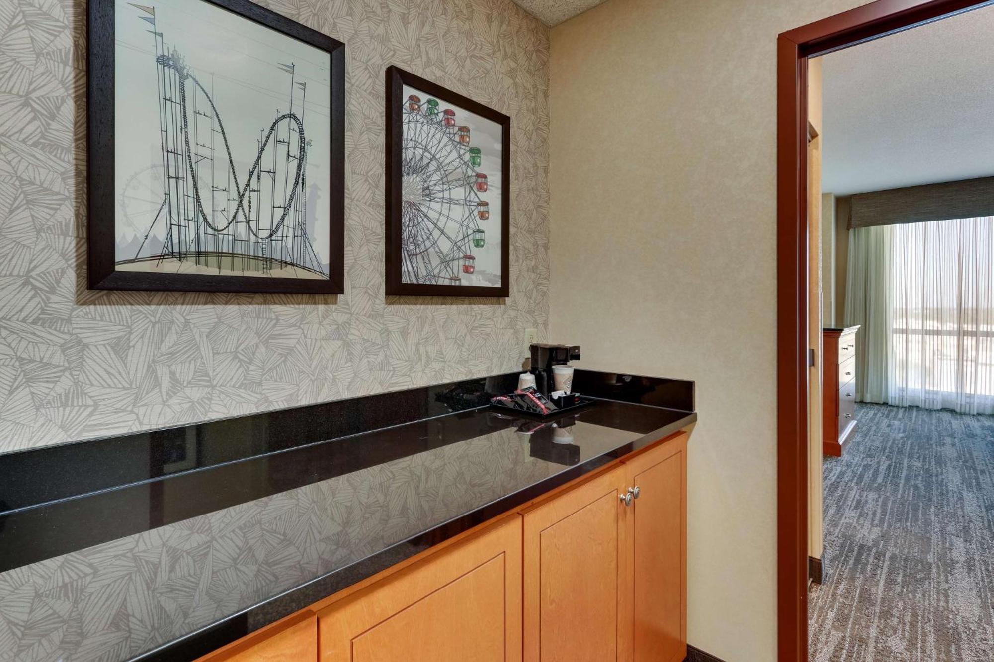 Drury Inn & Suites Orlando Near Universal Orlando Resort Exterior foto